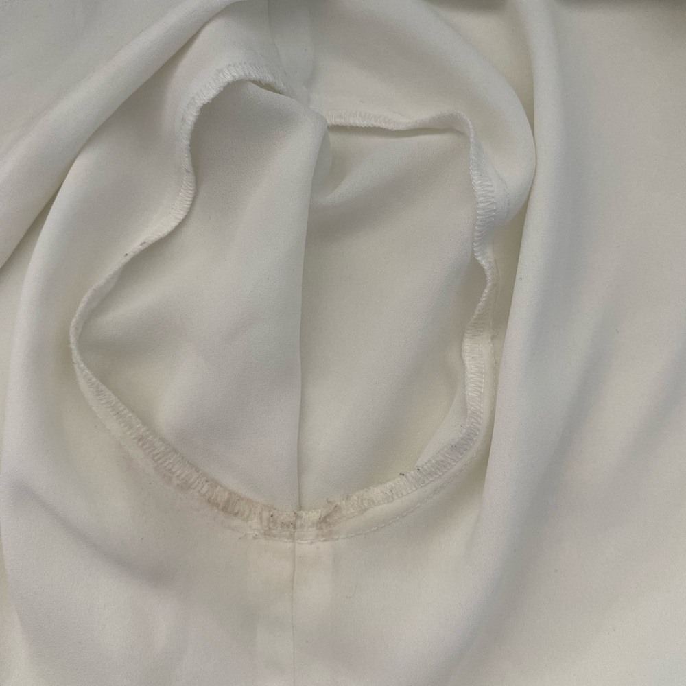 Sunday Best White Cropped Blouse (Size: XXS) - Picture 12 of 13